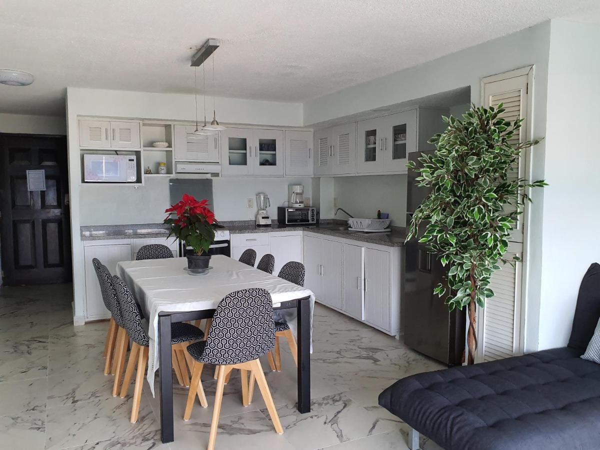 Marlin Turquesa Departamentos Frente Al Mar Apartment แคนคูน ภายนอก รูปภาพ
